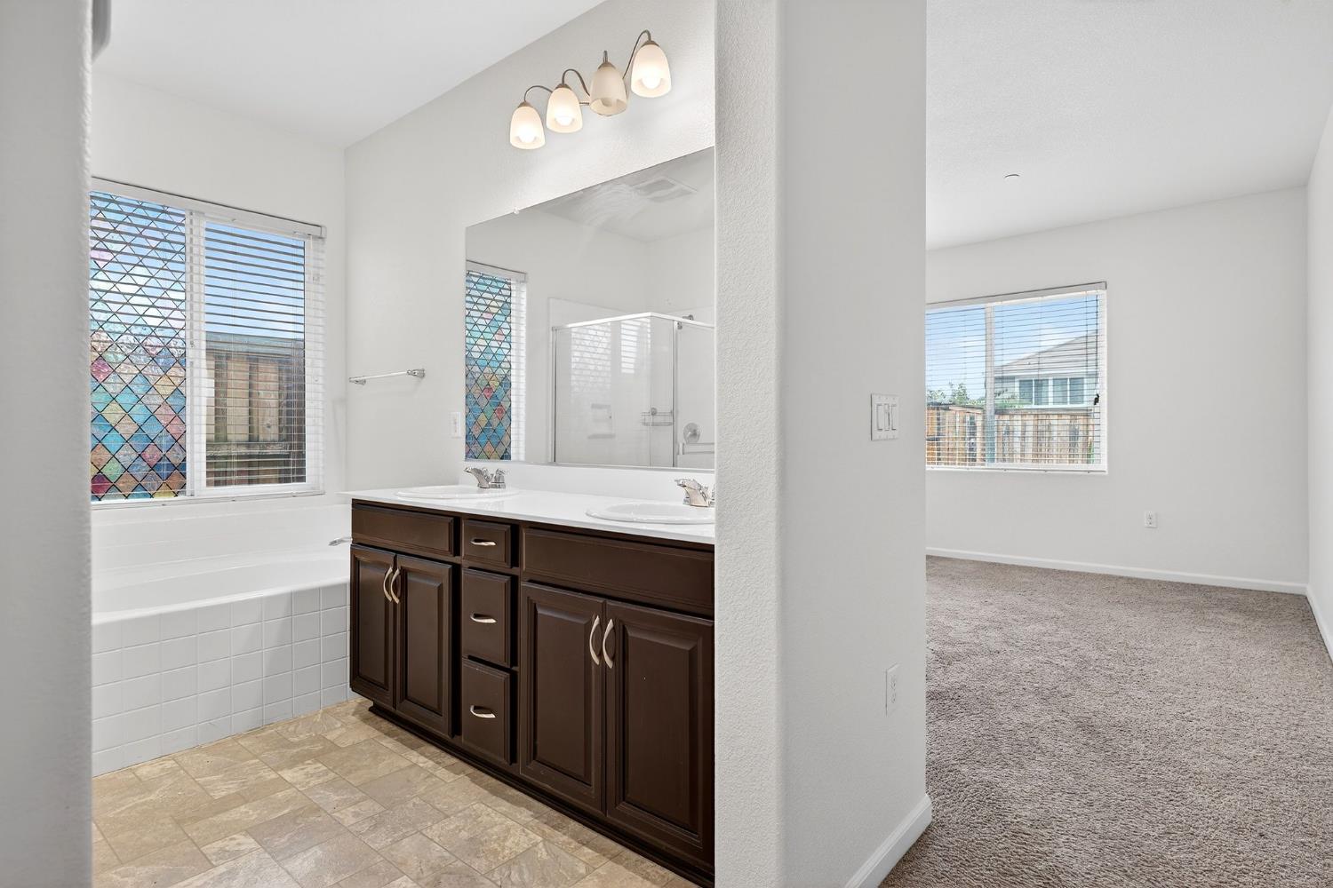 9659 Cabernet Ct, Patterson, CA 95363