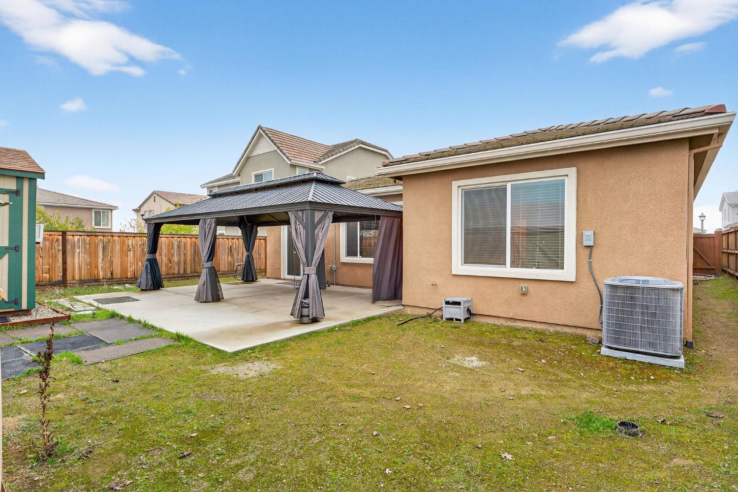 9659 Cabernet Ct, Patterson, CA 95363