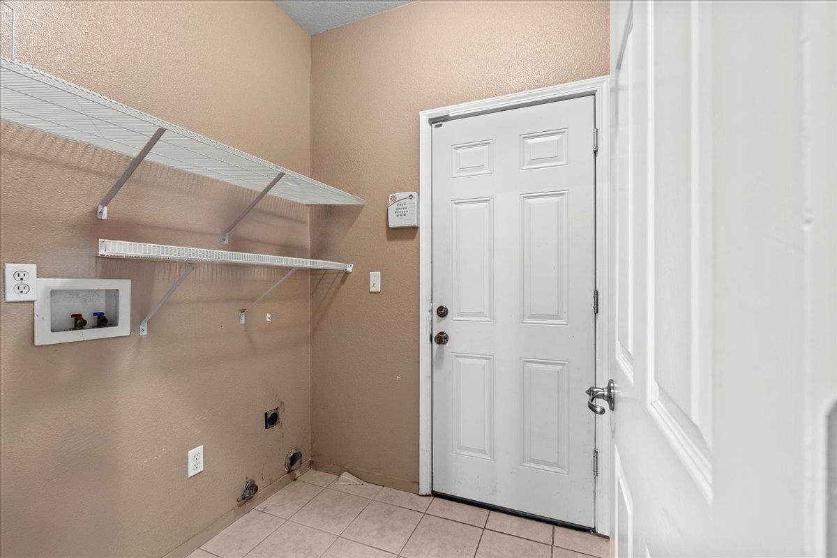 342 Sunnyhill Dr, Turlock, CA 95382