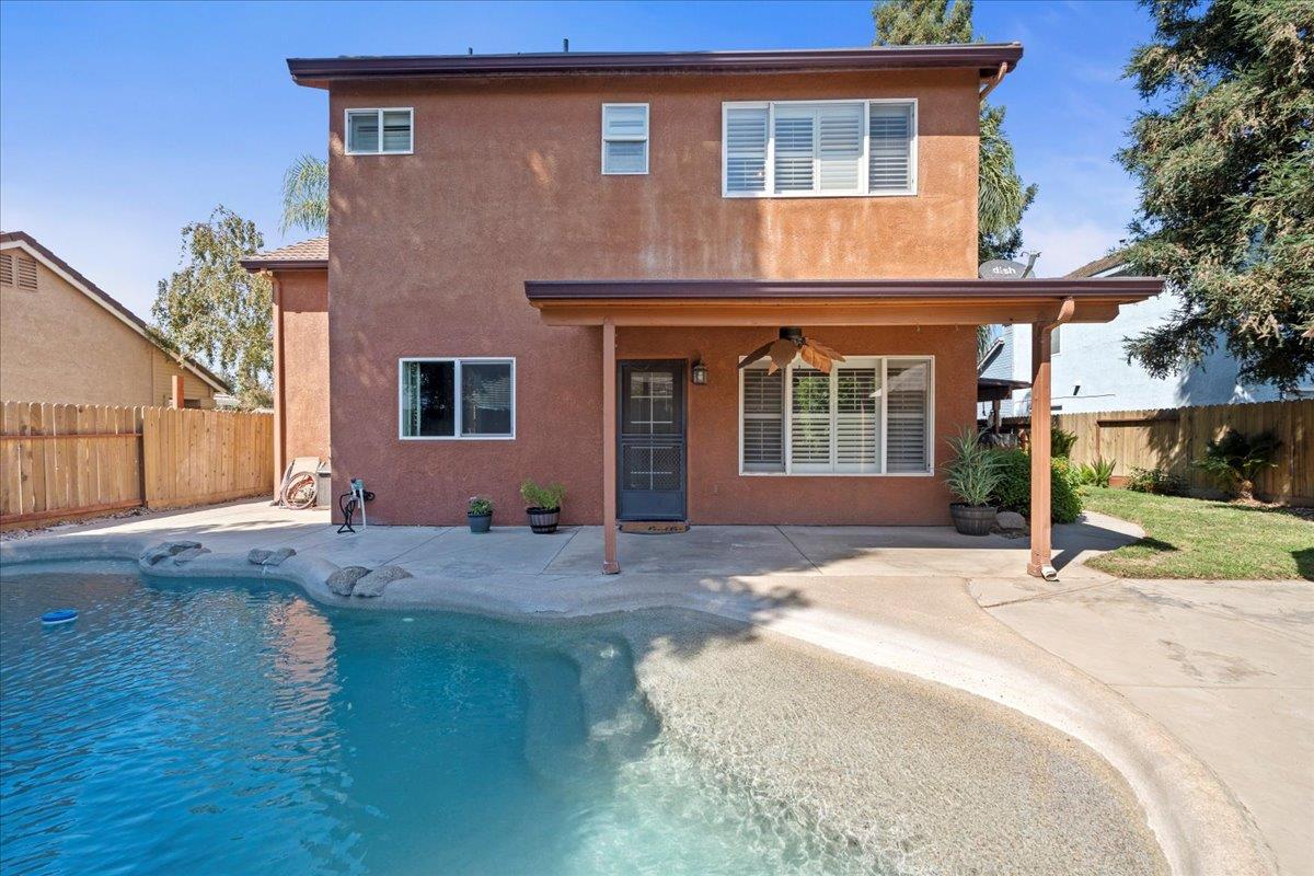 342 Sunnyhill Dr, Turlock, CA 95382