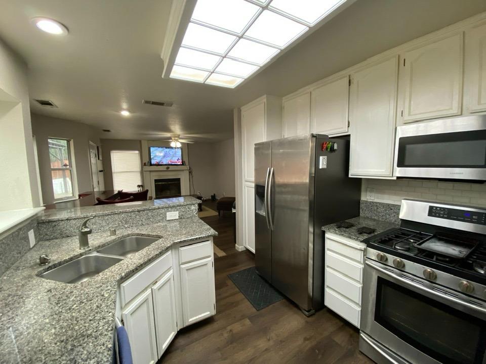 6236 Jaguar Ct, Riverbank, CA 95367