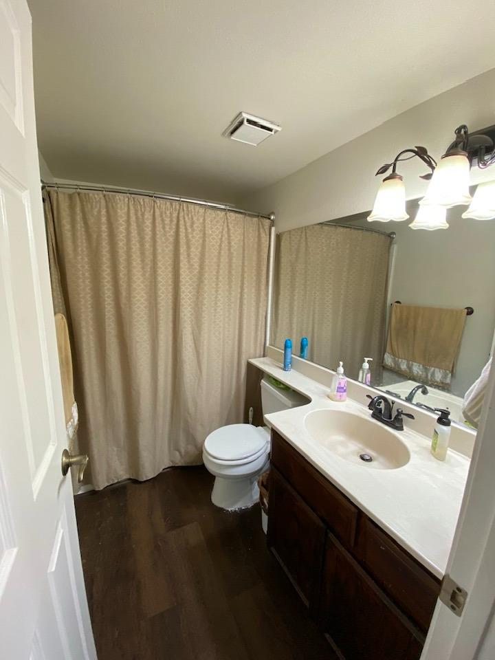 6236 Jaguar Ct, Riverbank, CA 95367