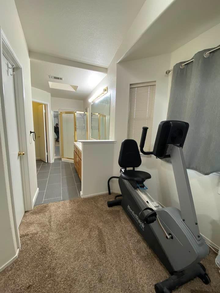 6236 Jaguar Ct, Riverbank, CA 95367