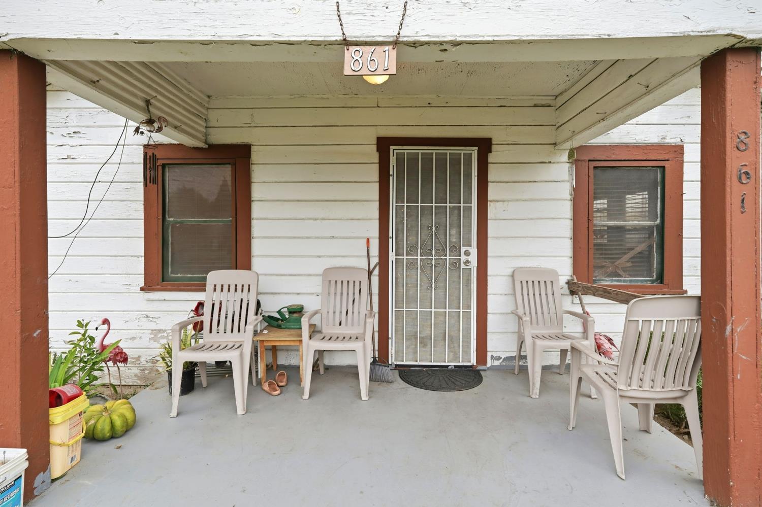 861 Wayside Dr, Turlock, CA 95380