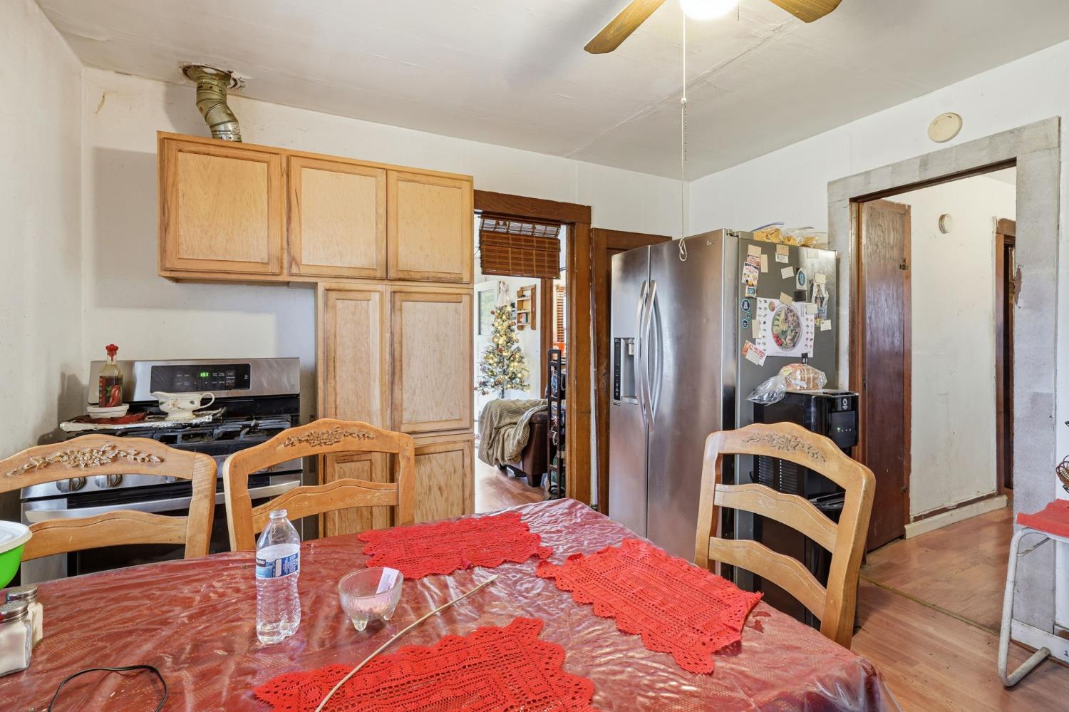 861 Wayside Dr, Turlock, CA 95380