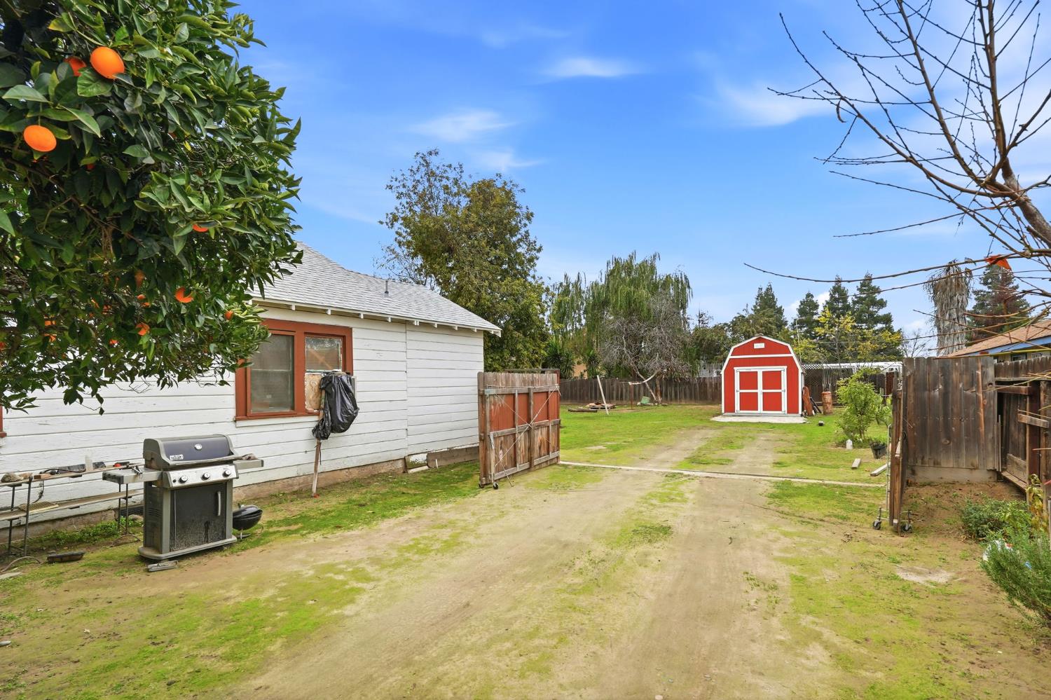 861 Wayside Dr, Turlock, CA 95380