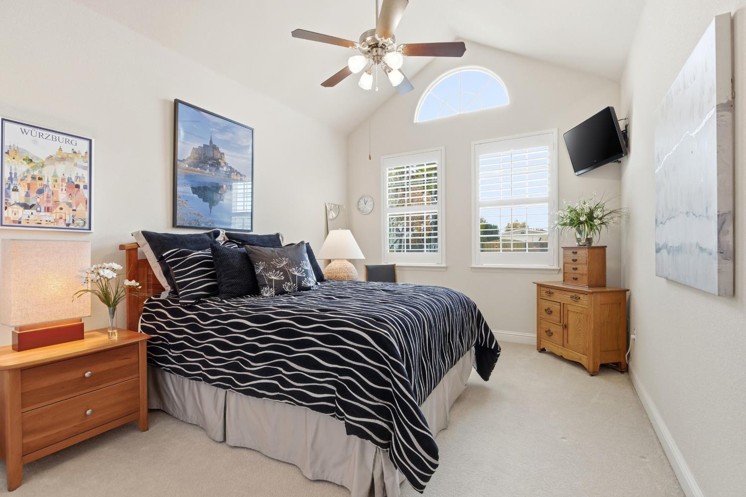 347 E Milgeo Ave, Ripon, CA 95366