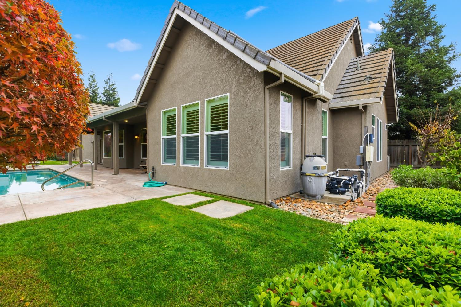 347 E Milgeo Ave, Ripon, CA 95366