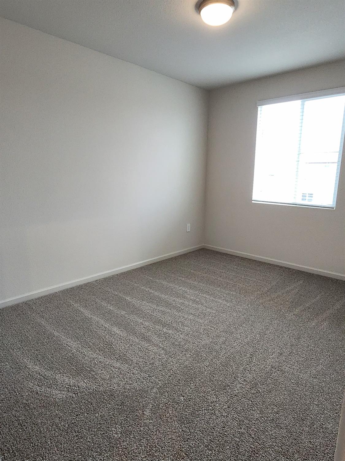 1792 Skagway Ave, Manteca, CA 95337