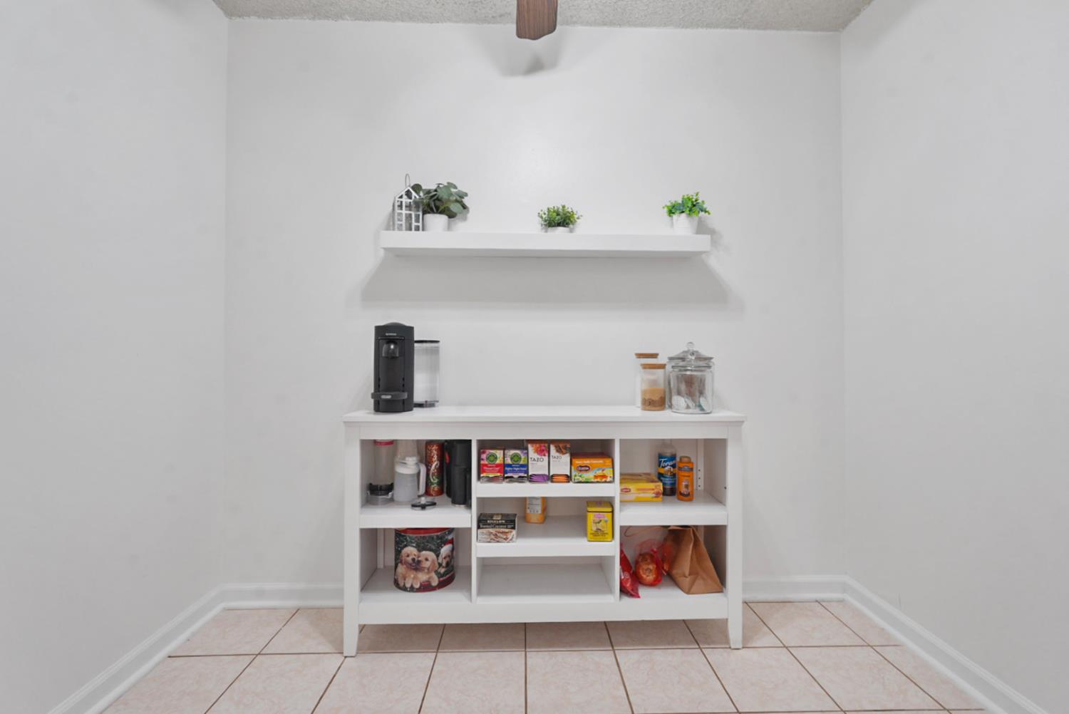 1641 Olivewood Ave, Manteca, CA 95336