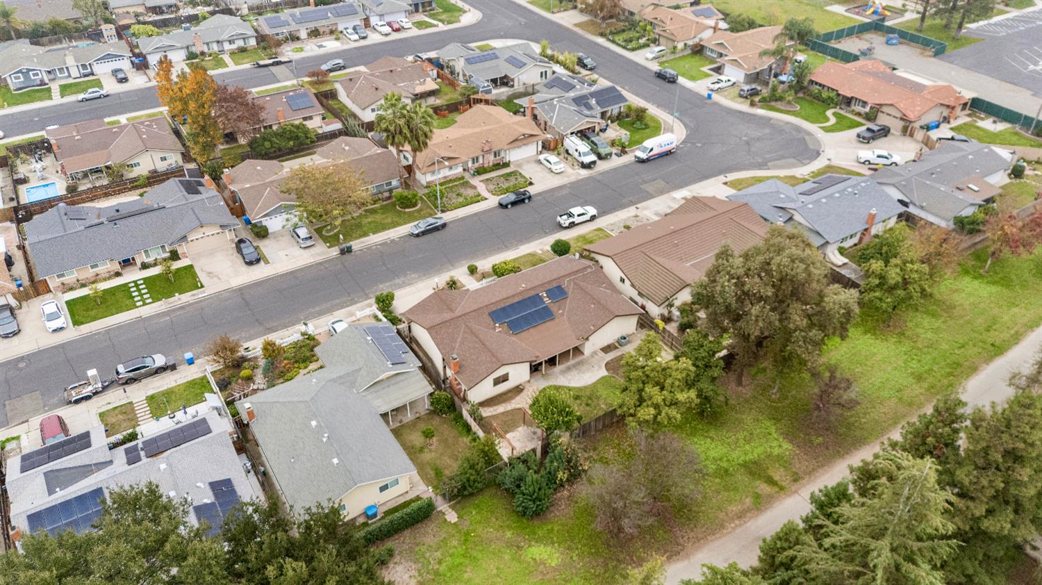 1641 Olivewood Ave, Manteca, CA 95336