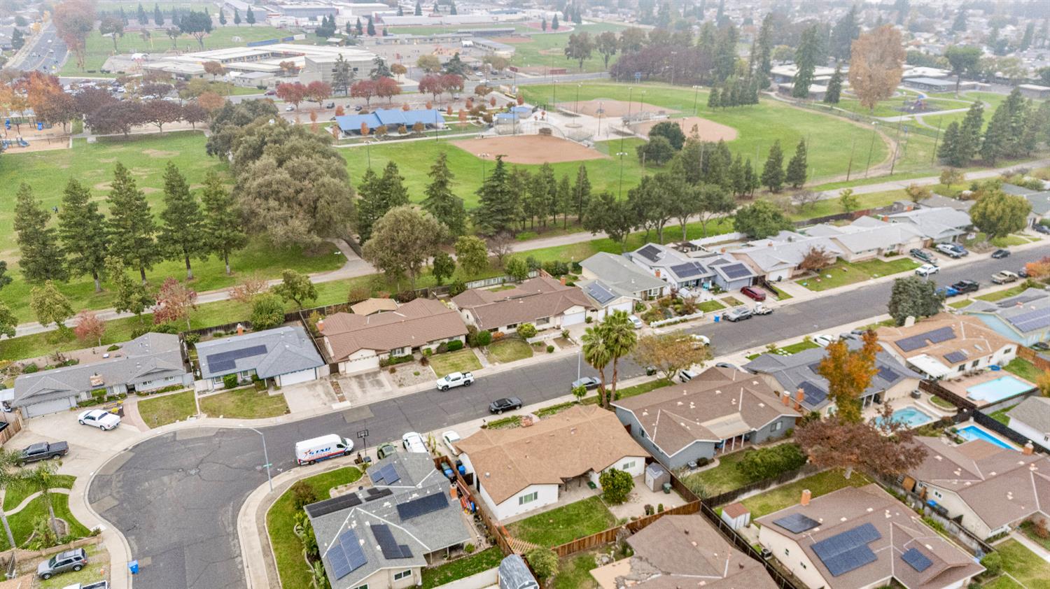 1641 Olivewood Ave, Manteca, CA 95336