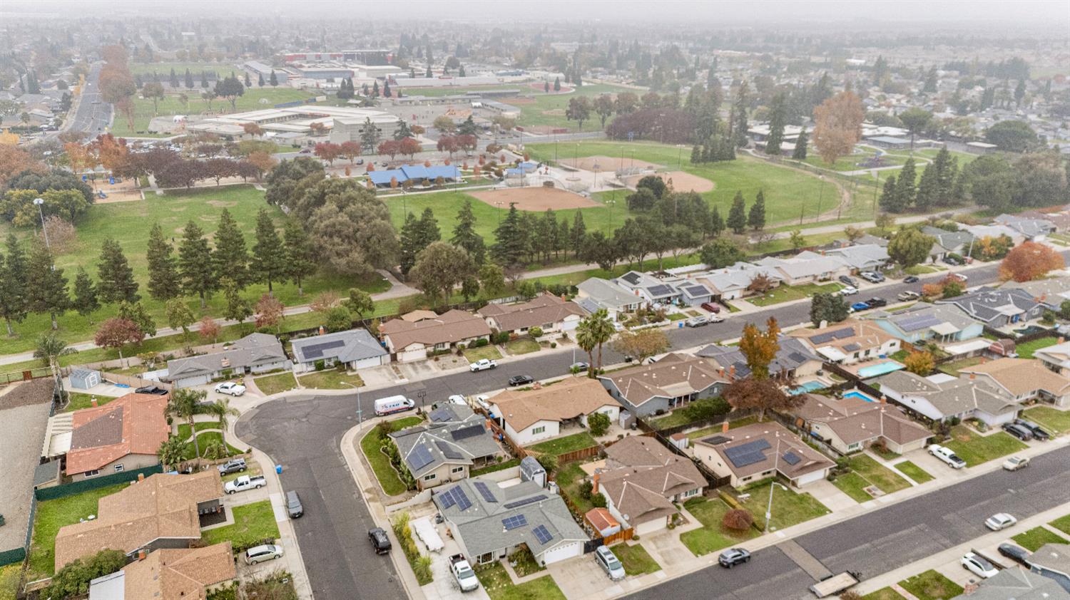 1641 Olivewood Ave, Manteca, CA 95336