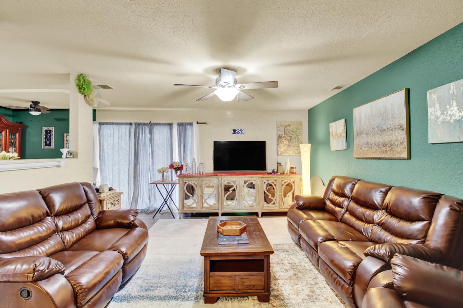 4016 Blue Bird Dr, Modesto, CA 95356