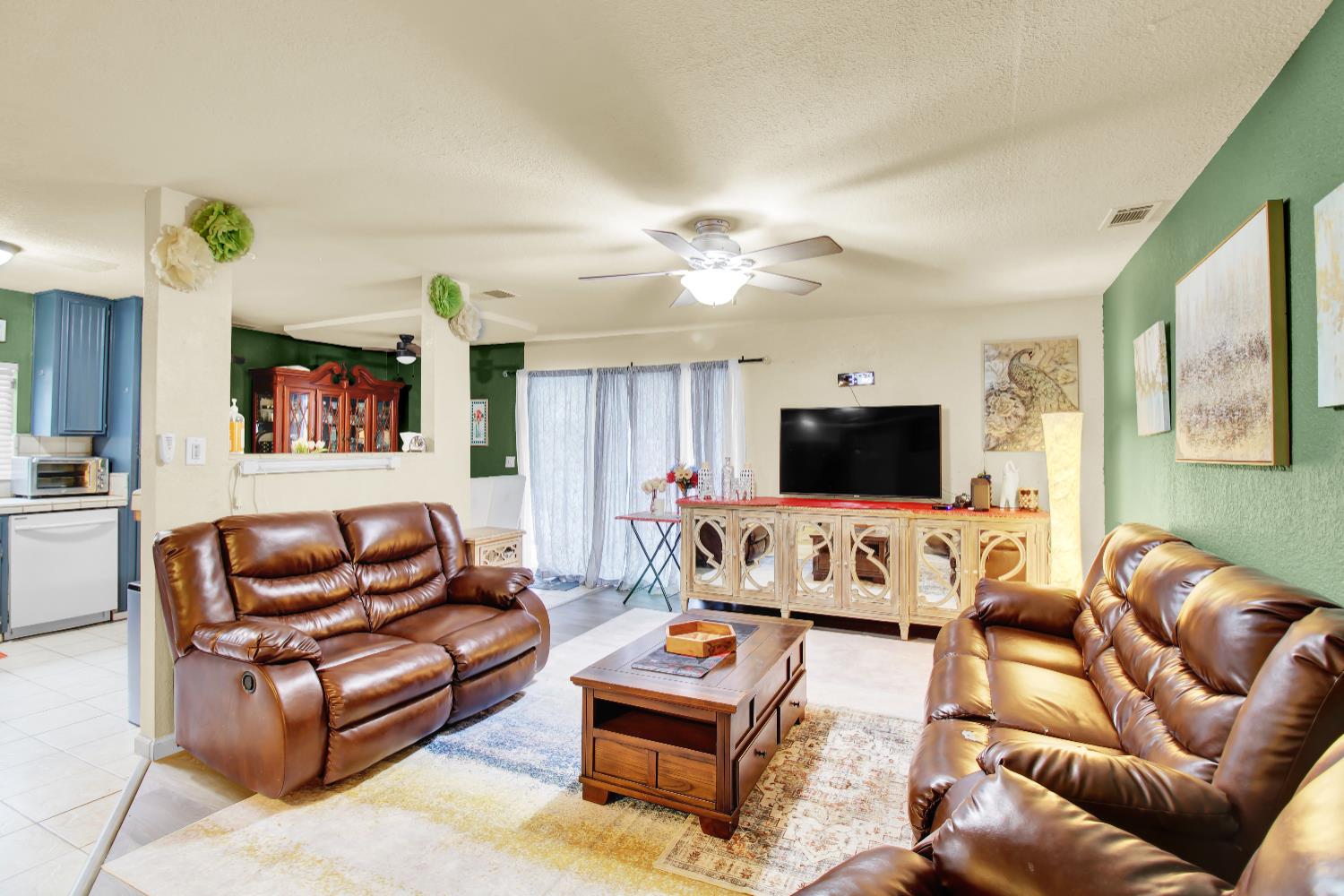 4016 Blue Bird Dr, Modesto, CA 95356