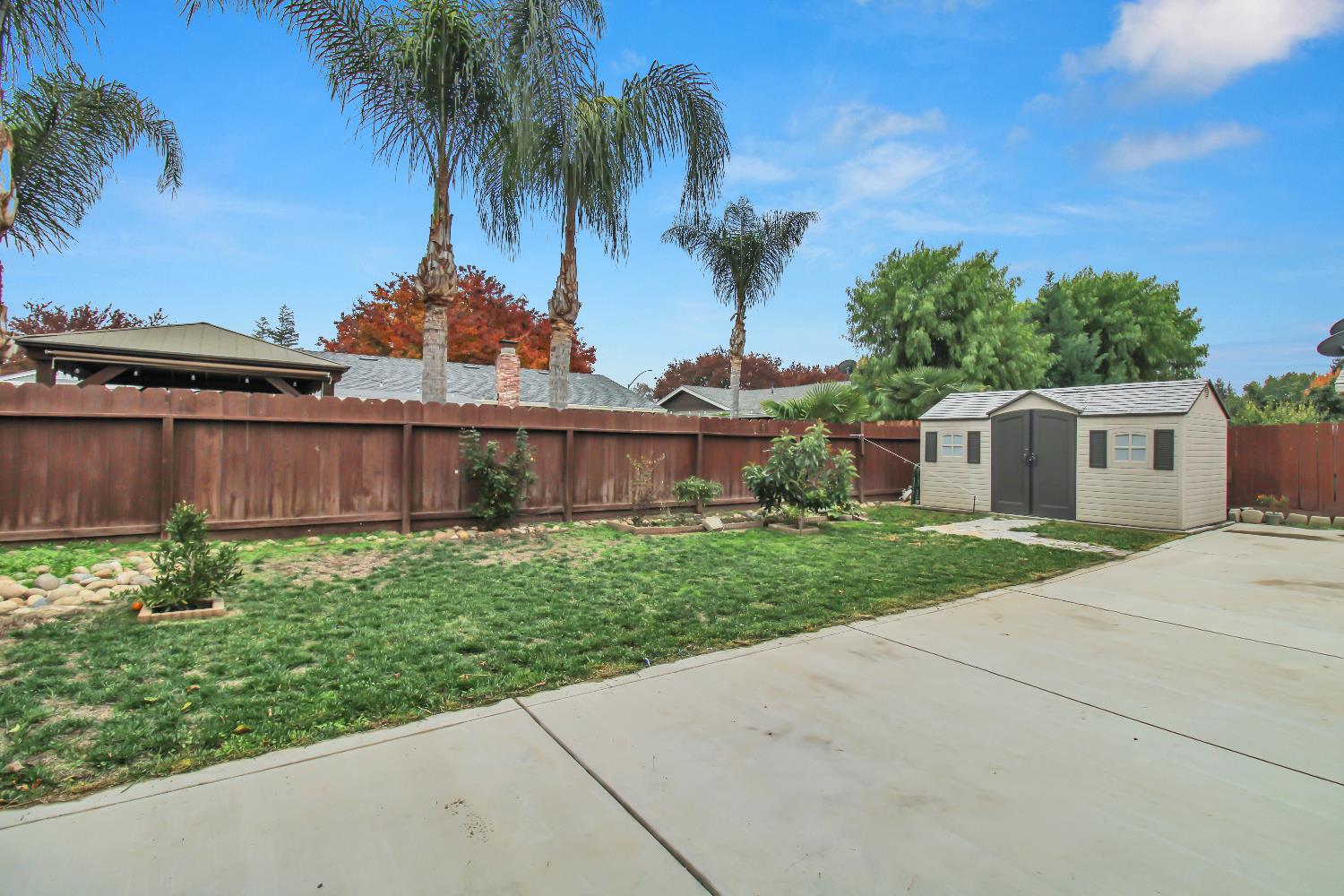 4016 Blue Bird Dr, Modesto, CA 95356