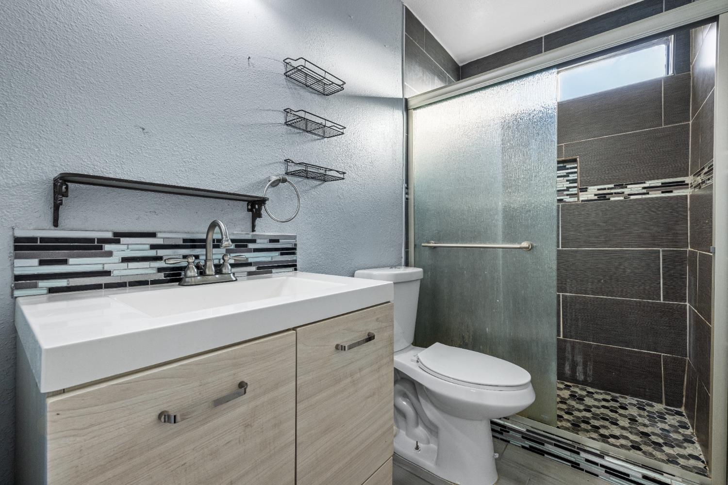 3705 Ghia Ct, Modesto, CA 95356