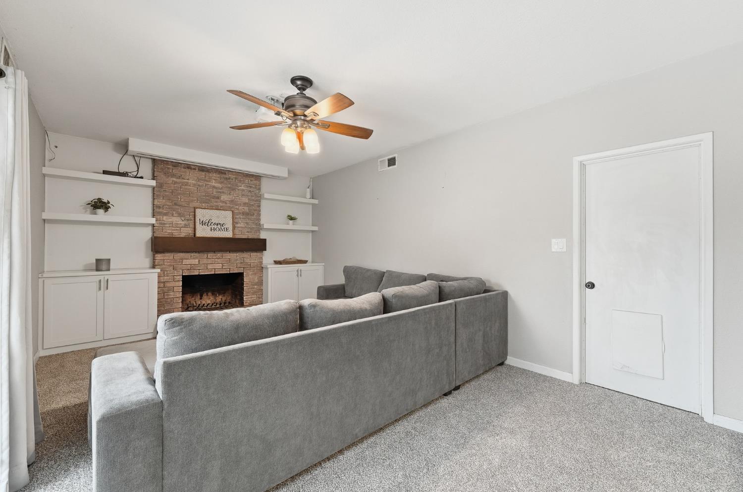 365 Birchwood Ct, Modesto, CA 95350