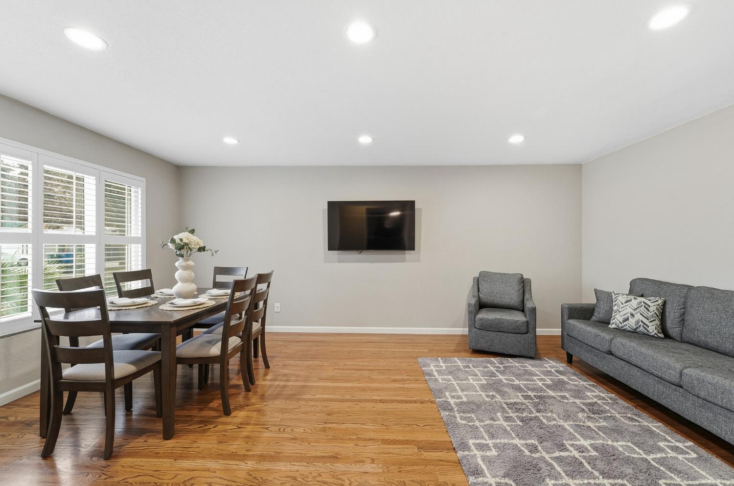 365 Birchwood Ct, Modesto, CA 95350