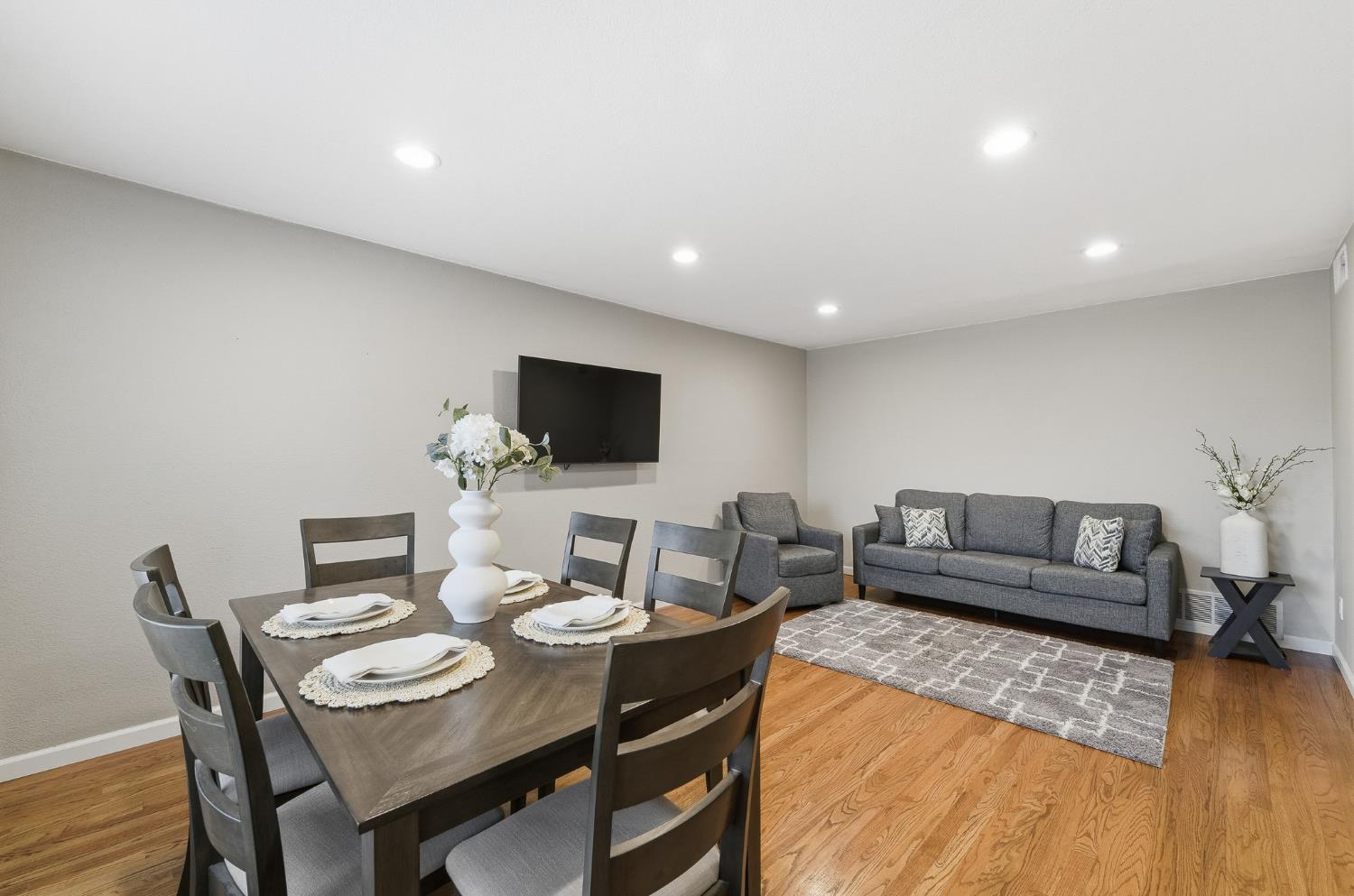 365 Birchwood Ct, Modesto, CA 95350