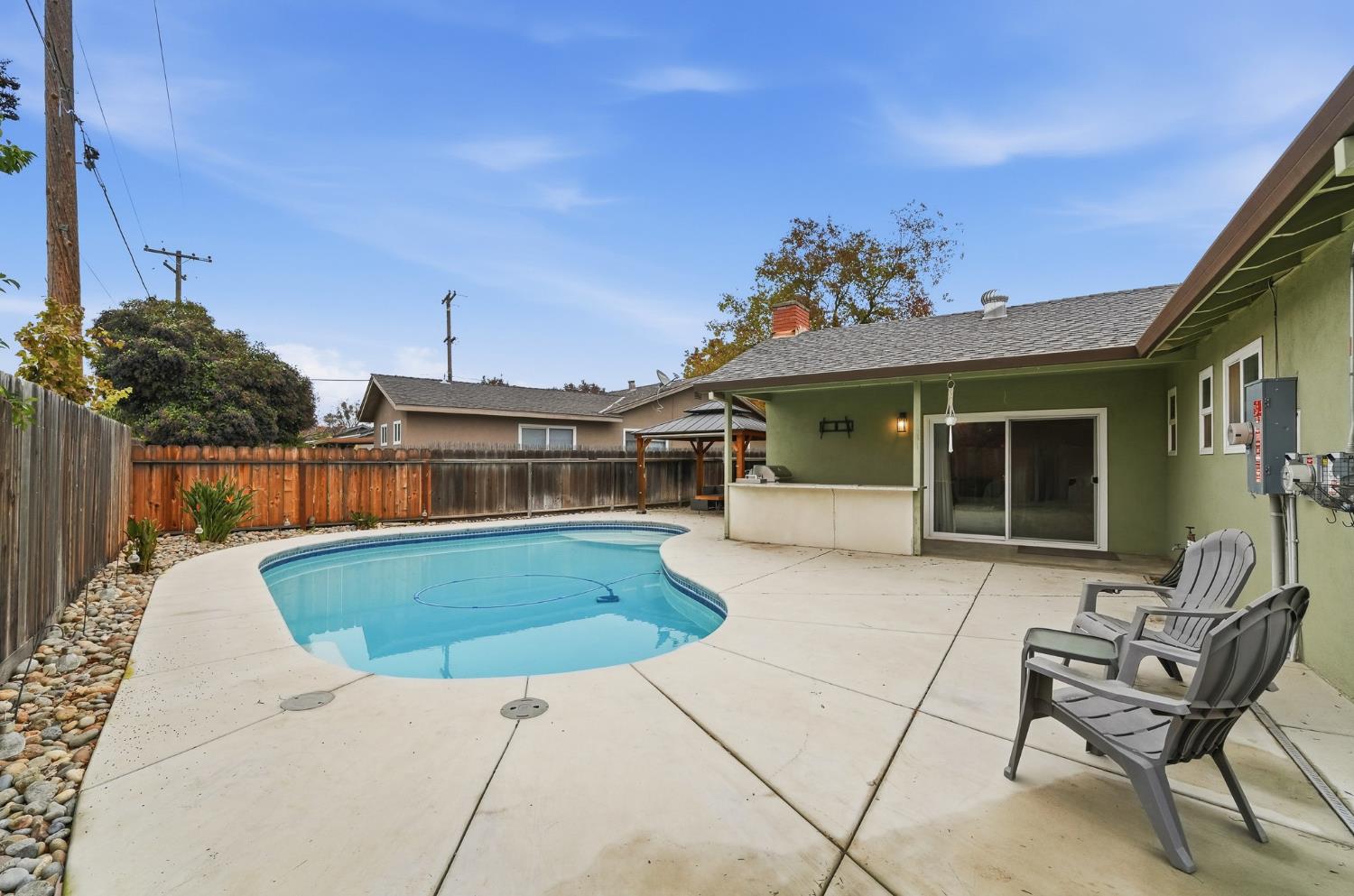 365 Birchwood Ct, Modesto, CA 95350