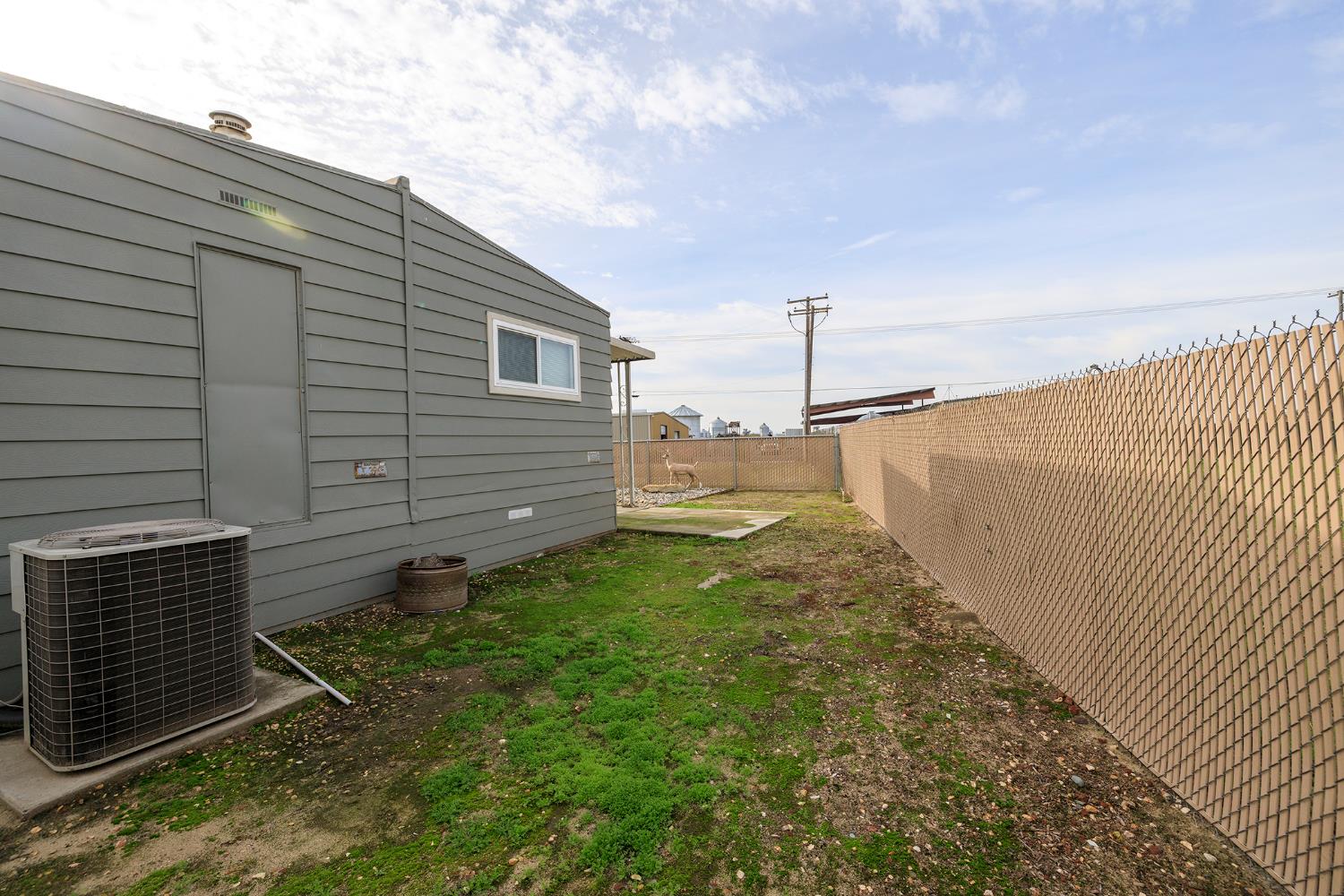 4812 Esmar Rd #49, Ceres, CA 95307