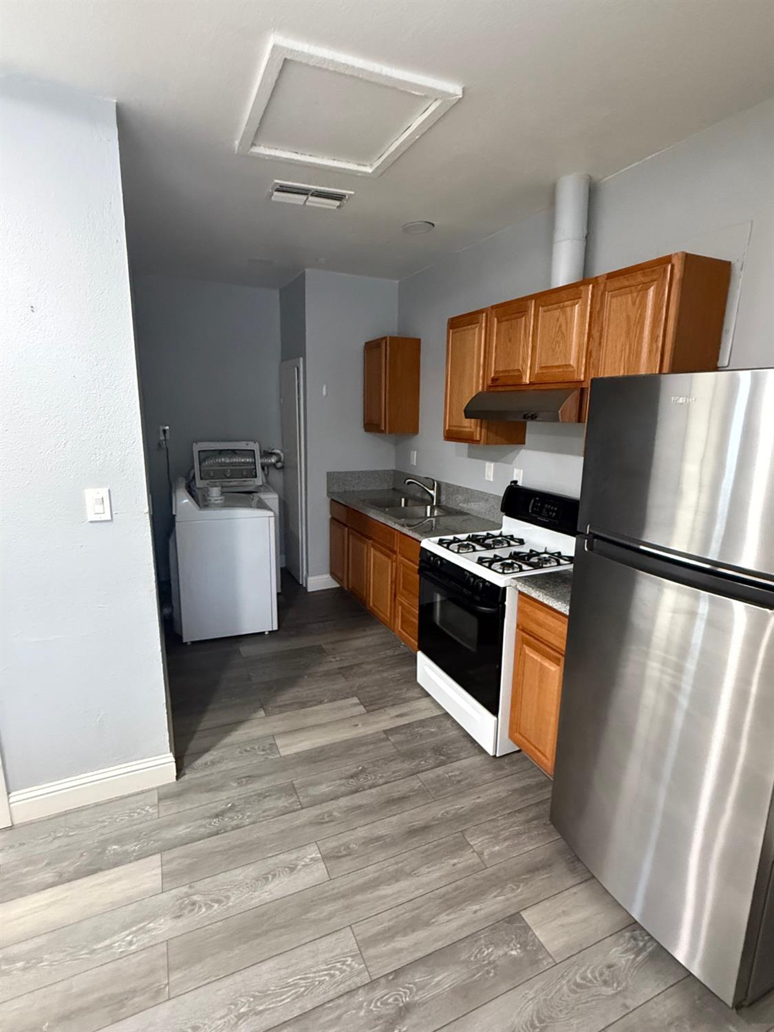 1436 Albany Ave, Modesto, CA 95350