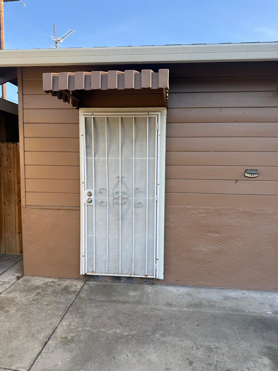 1436 Albany Ave, Modesto, CA 95350