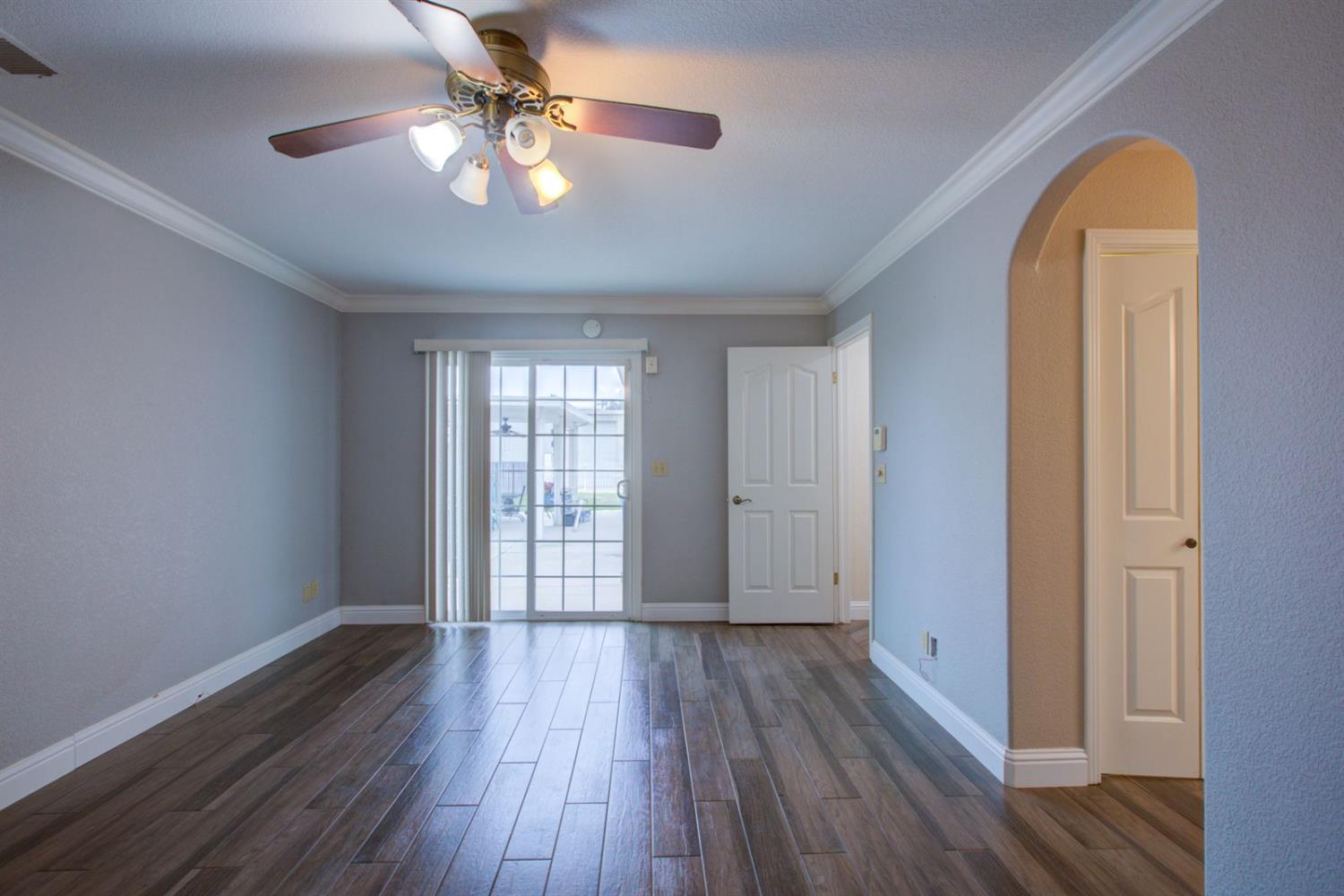 1624 Golf Rd, Turlock, CA 95380