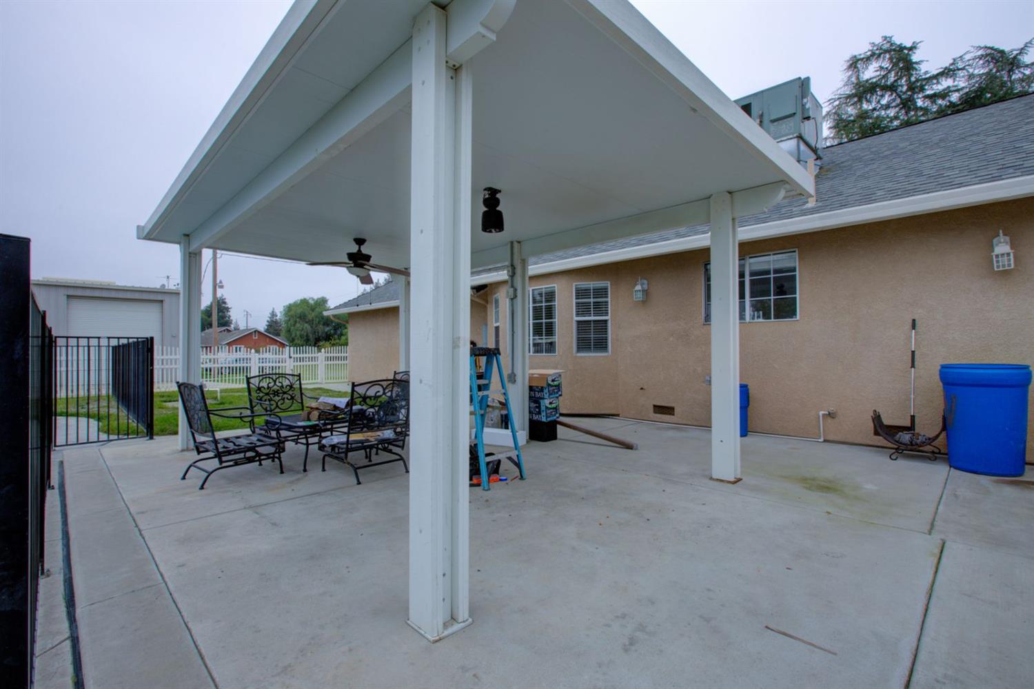 1624 Golf Rd, Turlock, CA 95380