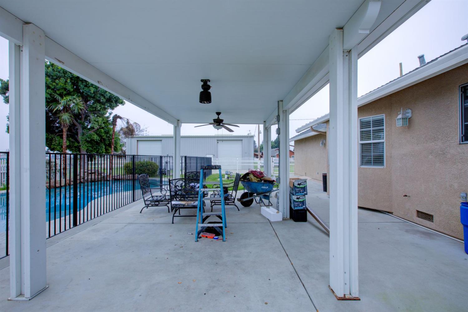 1624 Golf Rd, Turlock, CA 95380