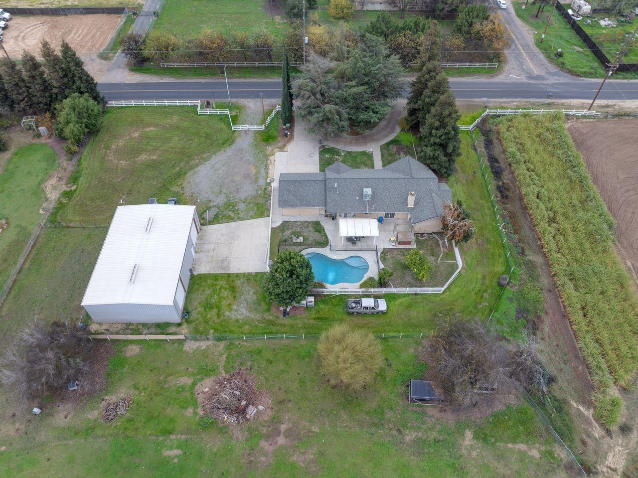 1624 Golf Rd, Turlock, CA 95380