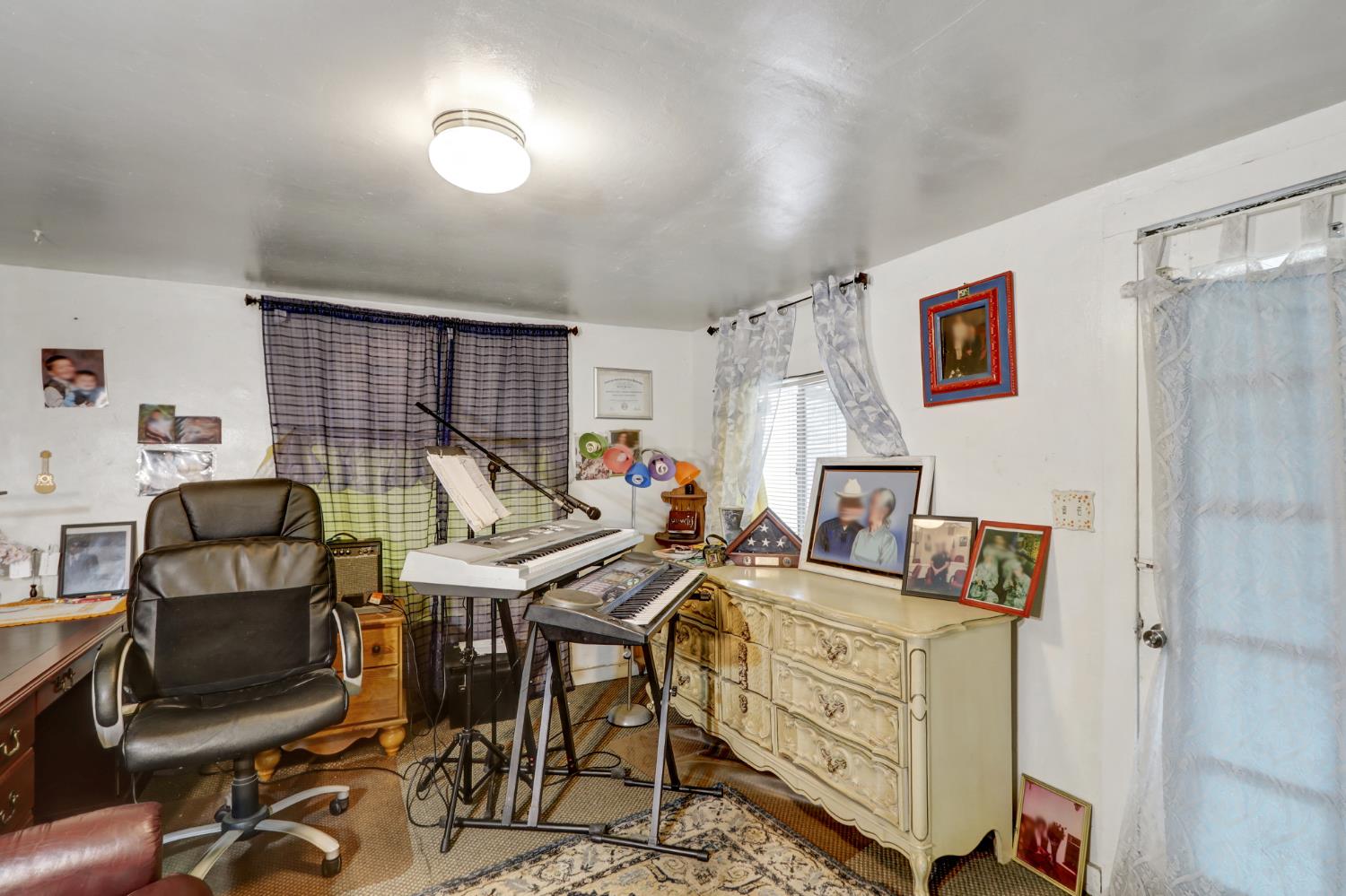 208 El Paso Ave, Modesto, CA 95351