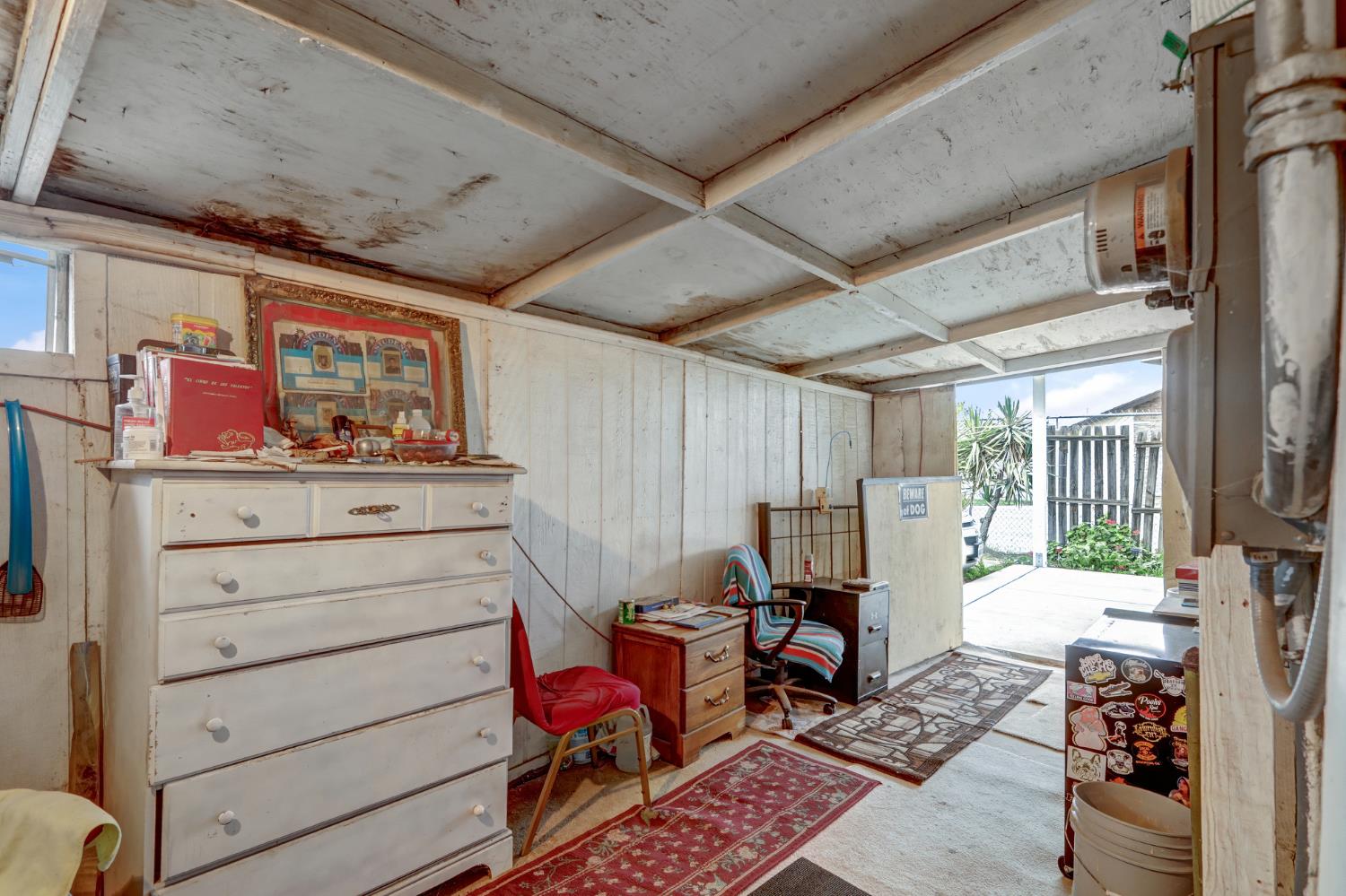 208 El Paso Ave, Modesto, CA 95351