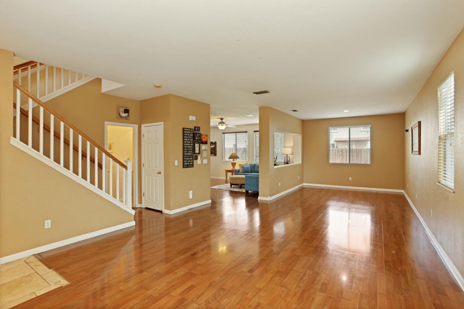 2036 Tiempo Pl, Manteca, CA 95336