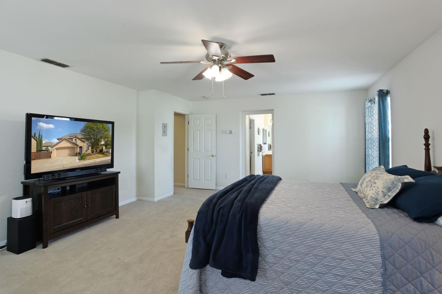 2036 Tiempo Pl, Manteca, CA 95336