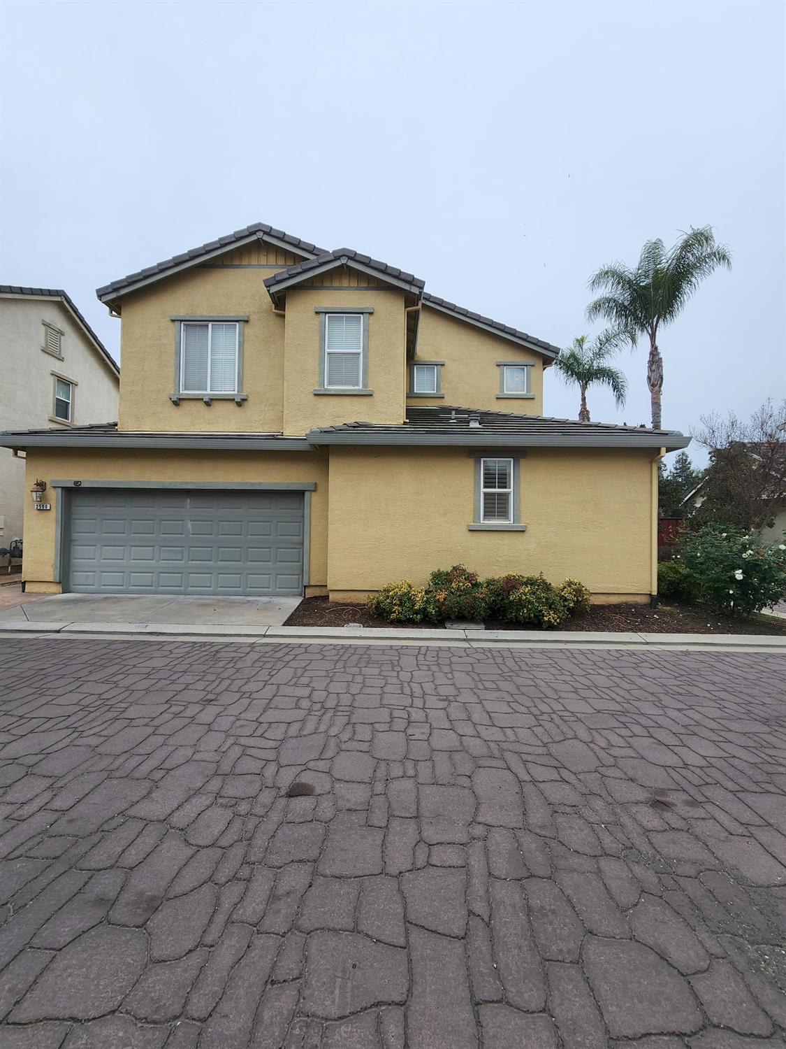 2500 Cottage Pointe Dr, Riverbank, CA 95367