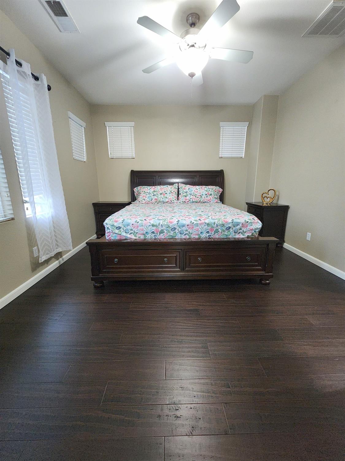 2500 Cottage Pointe Dr, Riverbank, CA 95367