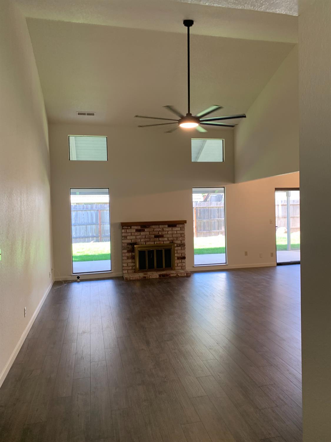 2429 Woodvale Dr, Modesto, CA 95355