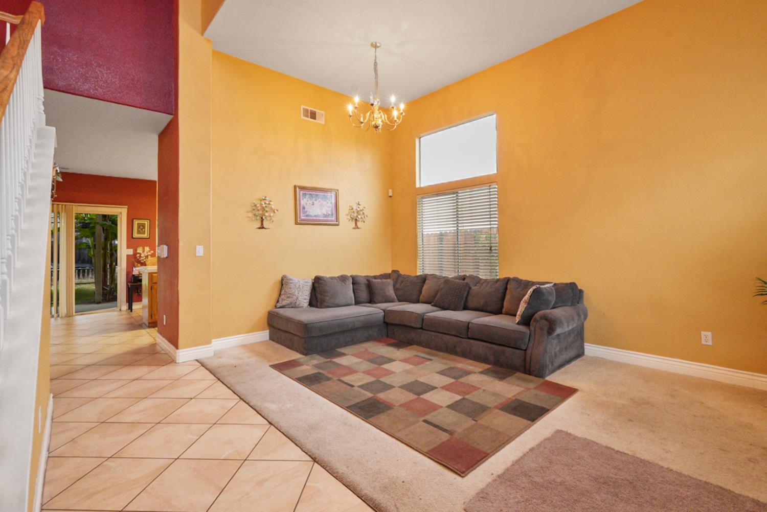 938 Zina Ln, Turlock, CA 95380