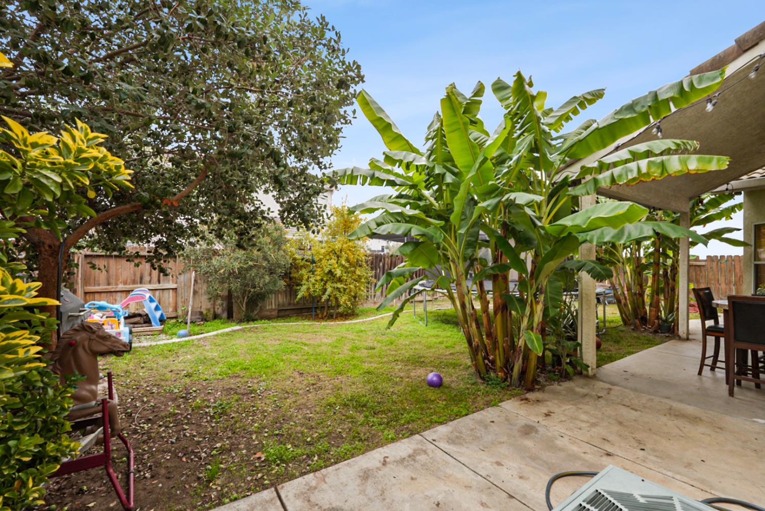 938 Zina Ln, Turlock, CA 95380