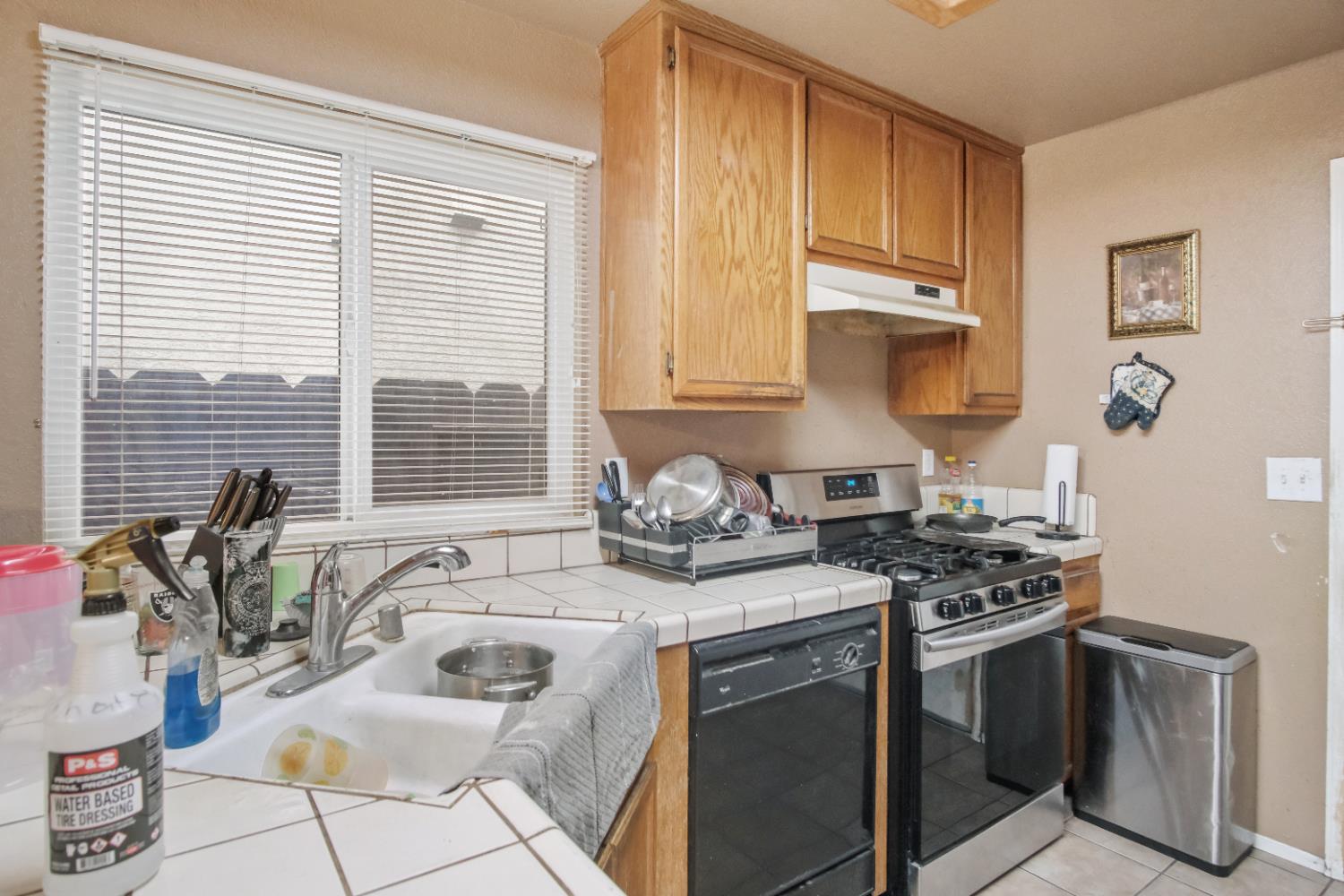 1931 Glen Harbor Dr, Ceres, CA 95307