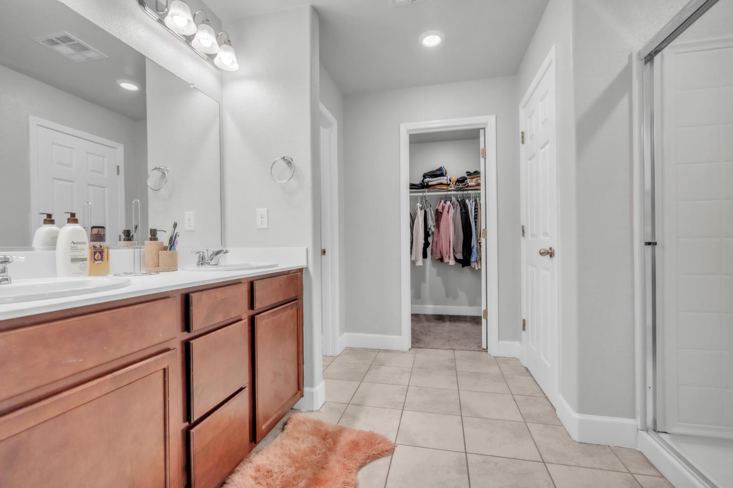 534 Mono St, Manteca, CA 95337