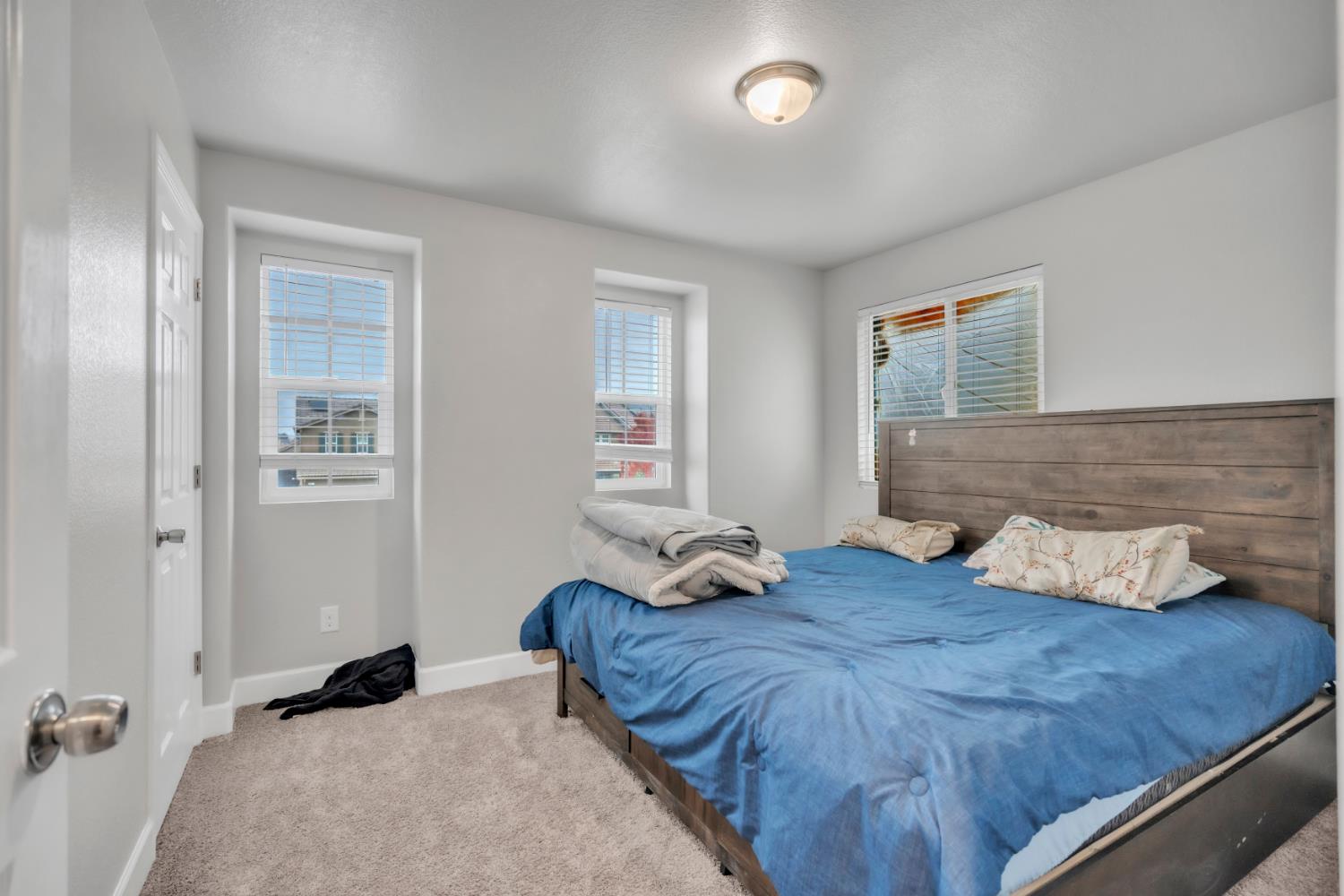 534 Mono St, Manteca, CA 95337