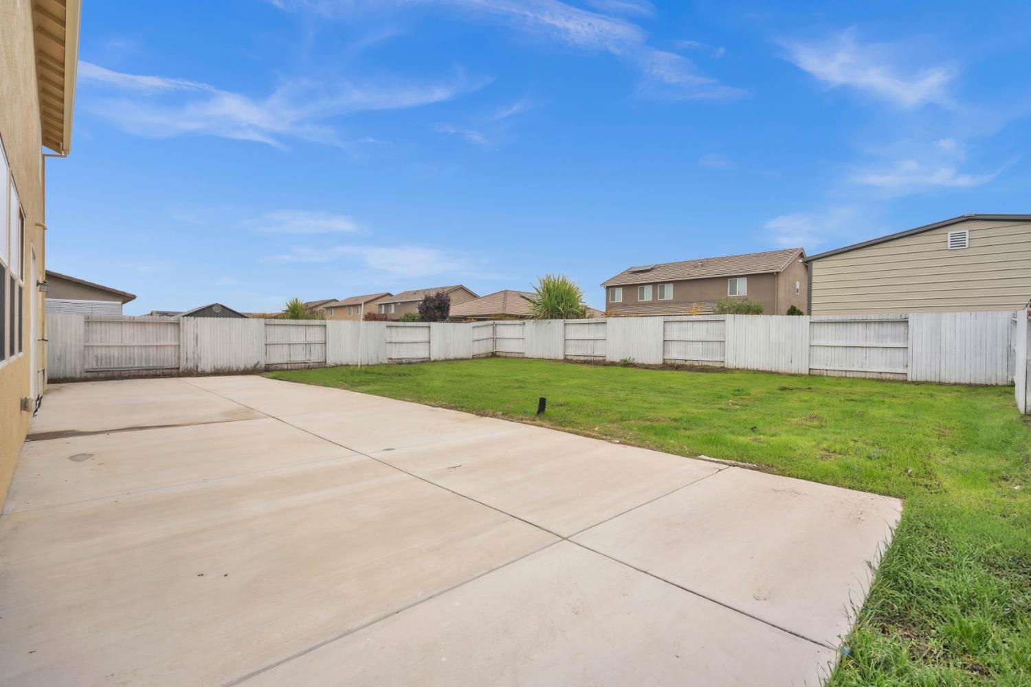 534 Mono St, Manteca, CA 95337