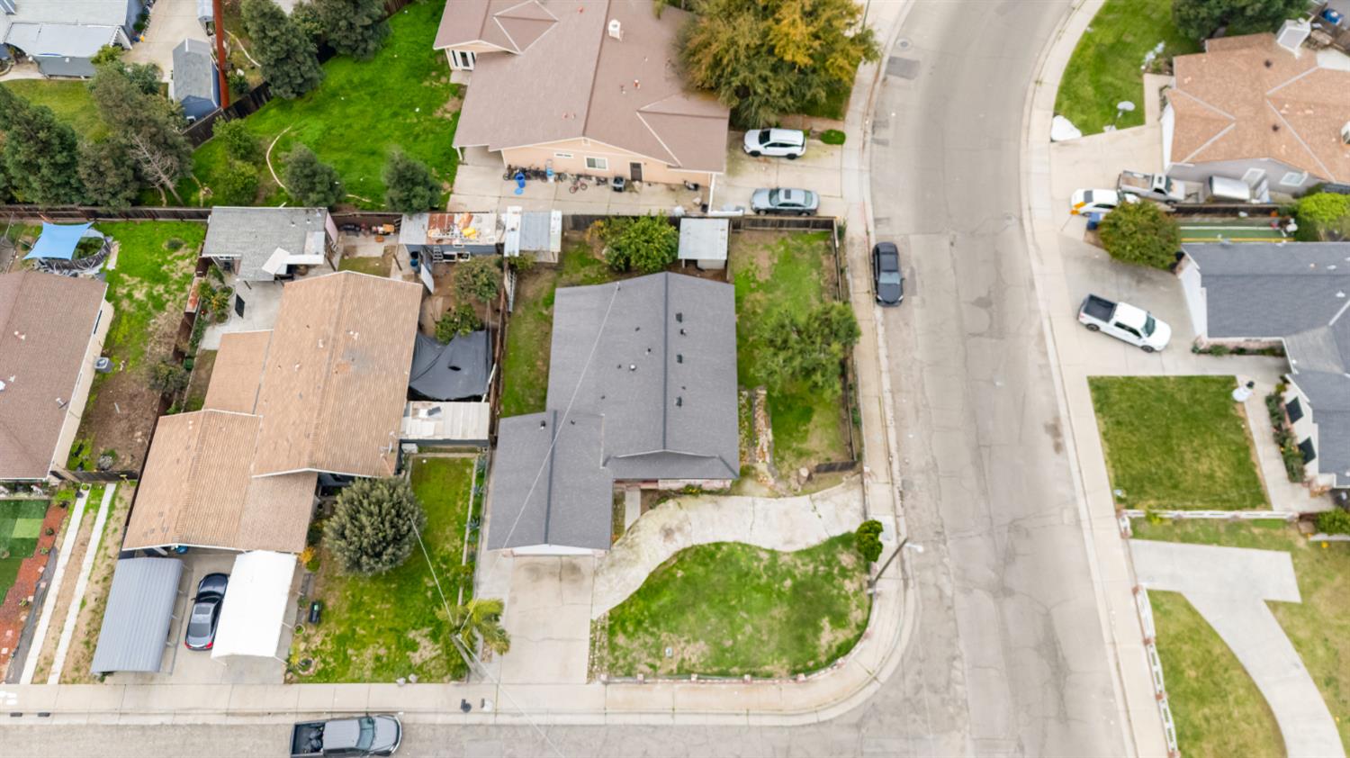 9135 Orchid Ln, Delhi, CA 95315