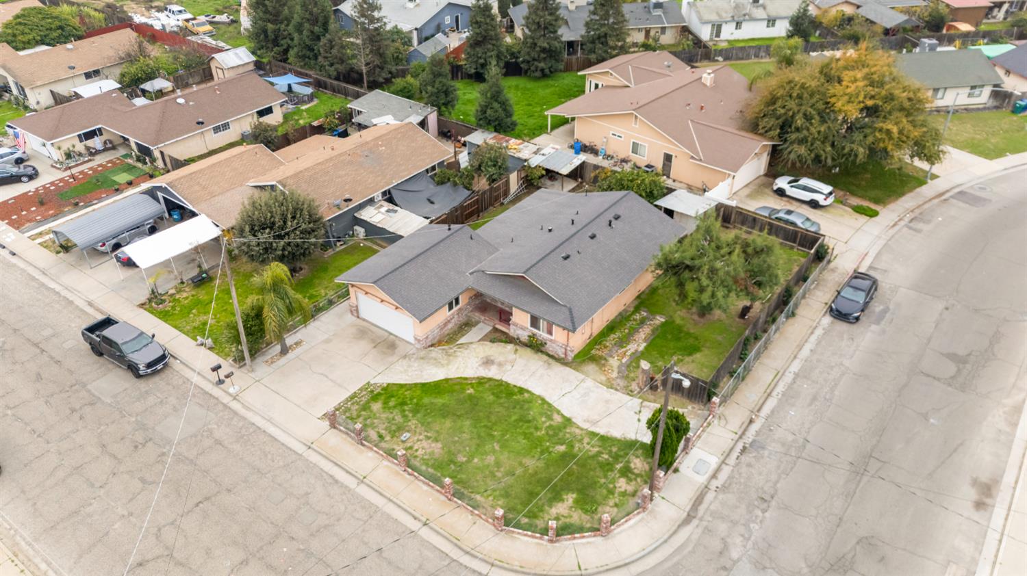 9135 Orchid Ln, Delhi, CA 95315