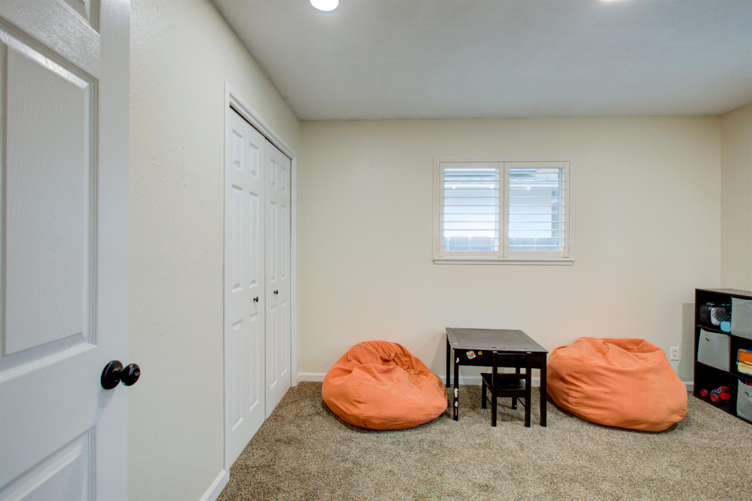 1748 Mulberry Way, Hughson, CA 95326