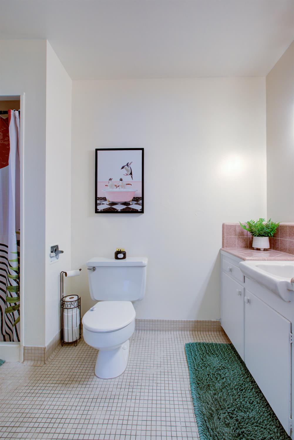 1748 Mulberry Way, Hughson, CA 95326