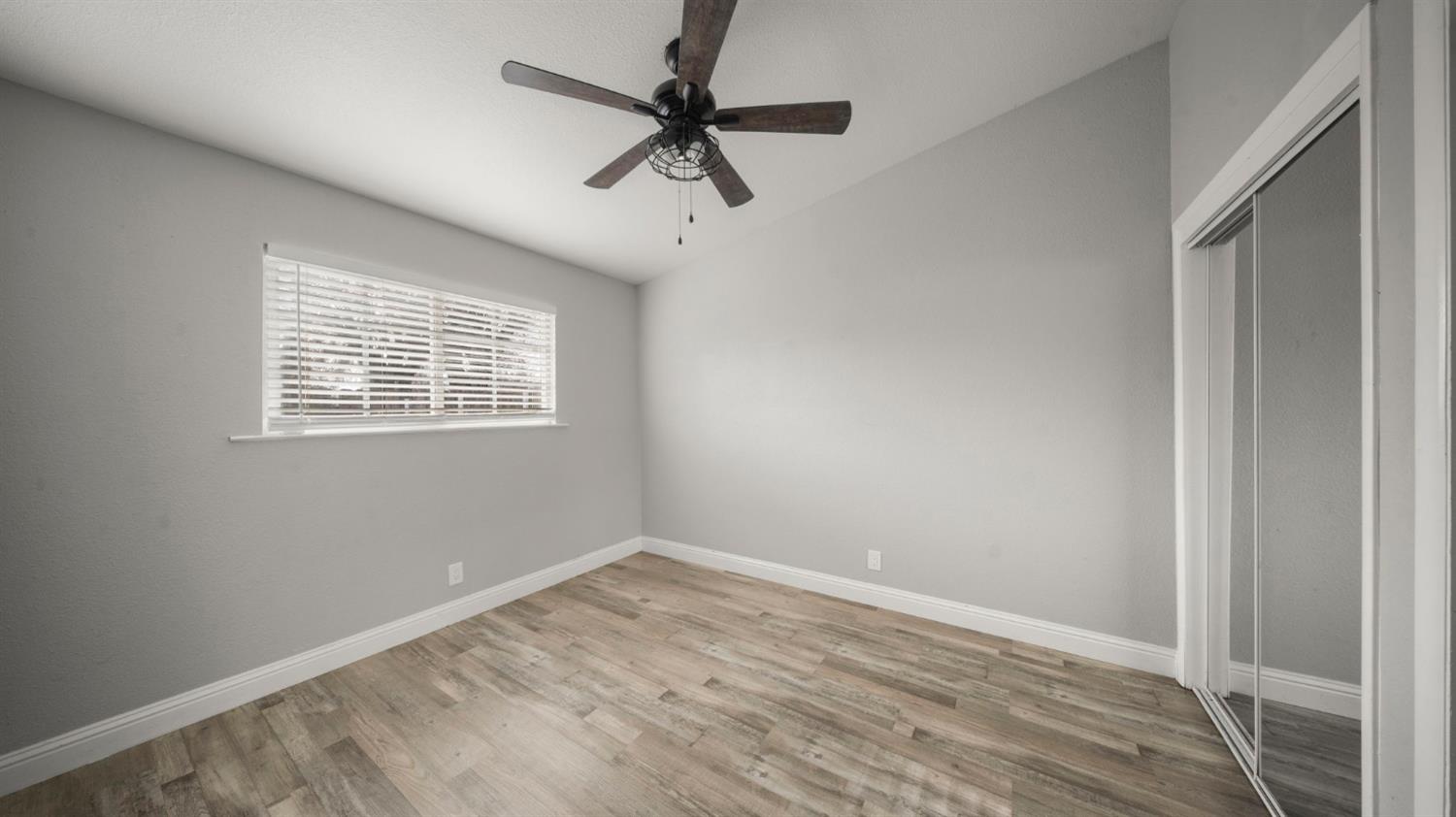 1500 Thorsen, Modesto, CA 95355